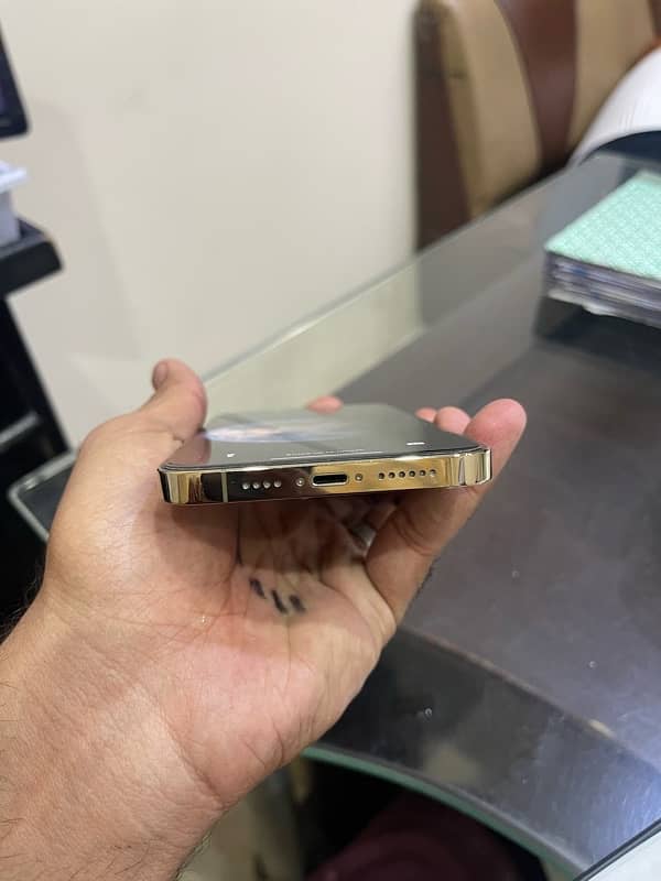 iphone 13 pro max non pta 256 GB battery 88% (box lost) 3