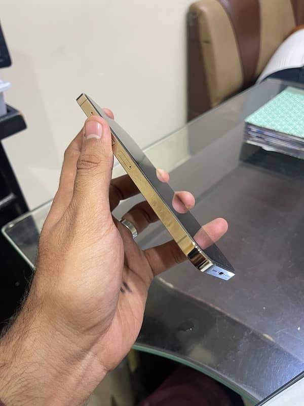 iphone 13 pro max non pta 256 GB battery 88% (box lost) 5