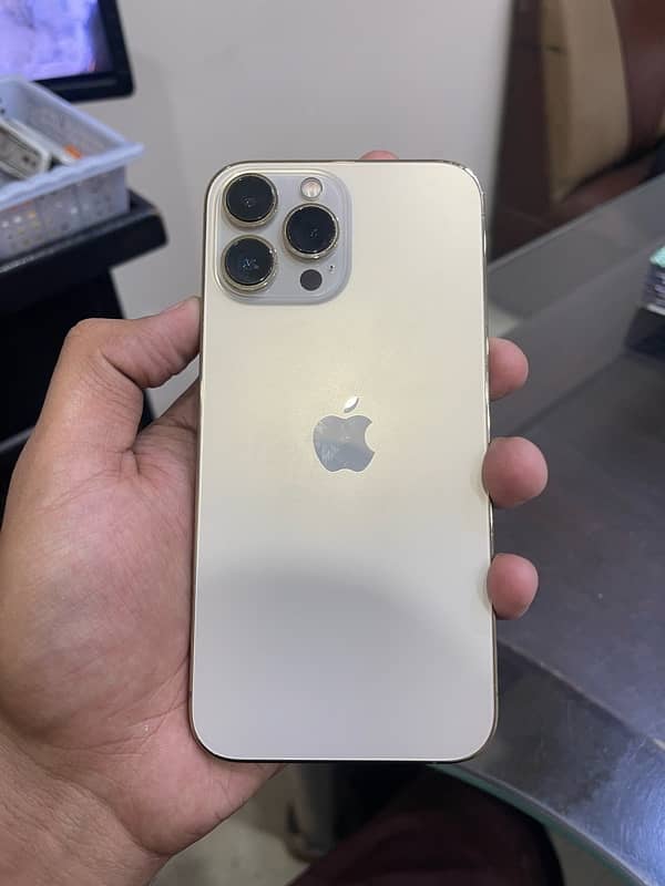 iphone 13 pro max non pta 256 GB battery 88% (box lost) 7