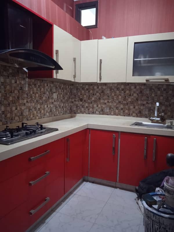 Apartment for rent 2 bed dd 950 sq feet badar commercial defense phase 5 Karachi 0