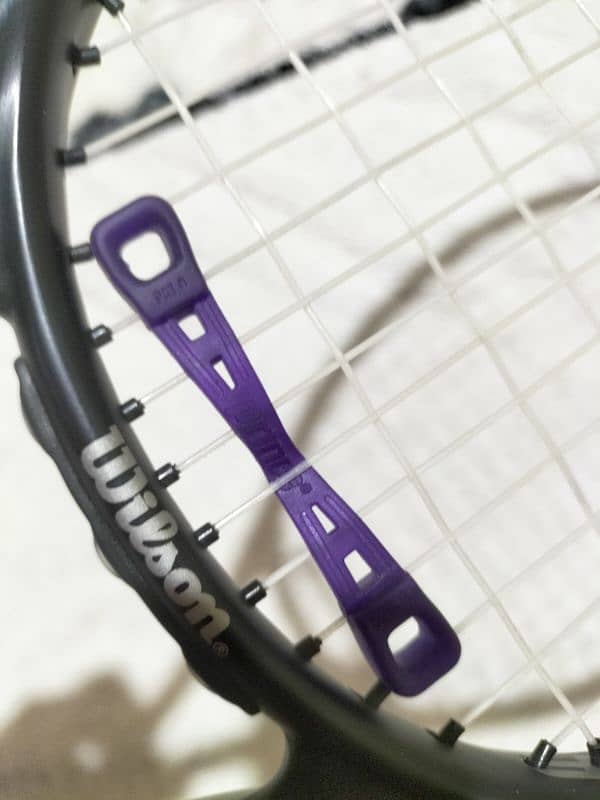 Wilson Original Federer Team 105 Tennis Racket for professionals. 11