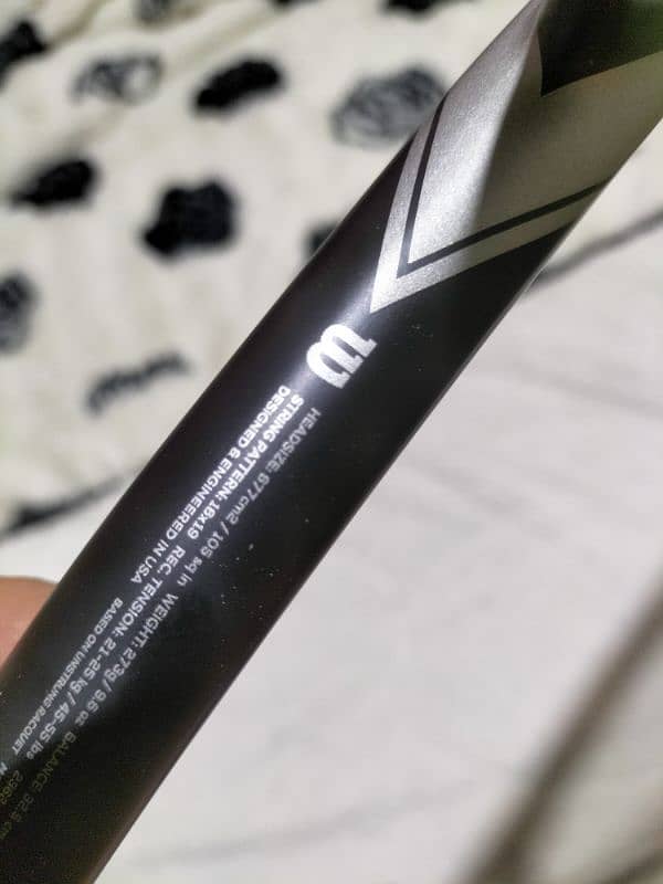 Wilson Original Federer Team 105 Tennis Racket for professionals. 14