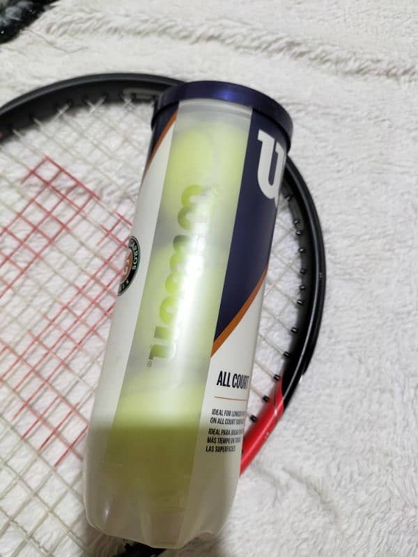 Wilson Original Federer Team 105 Tennis Racket for professionals. 17