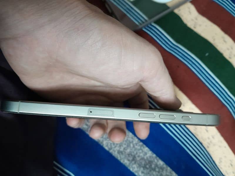 Iphone 15 Pro Max Silver 2