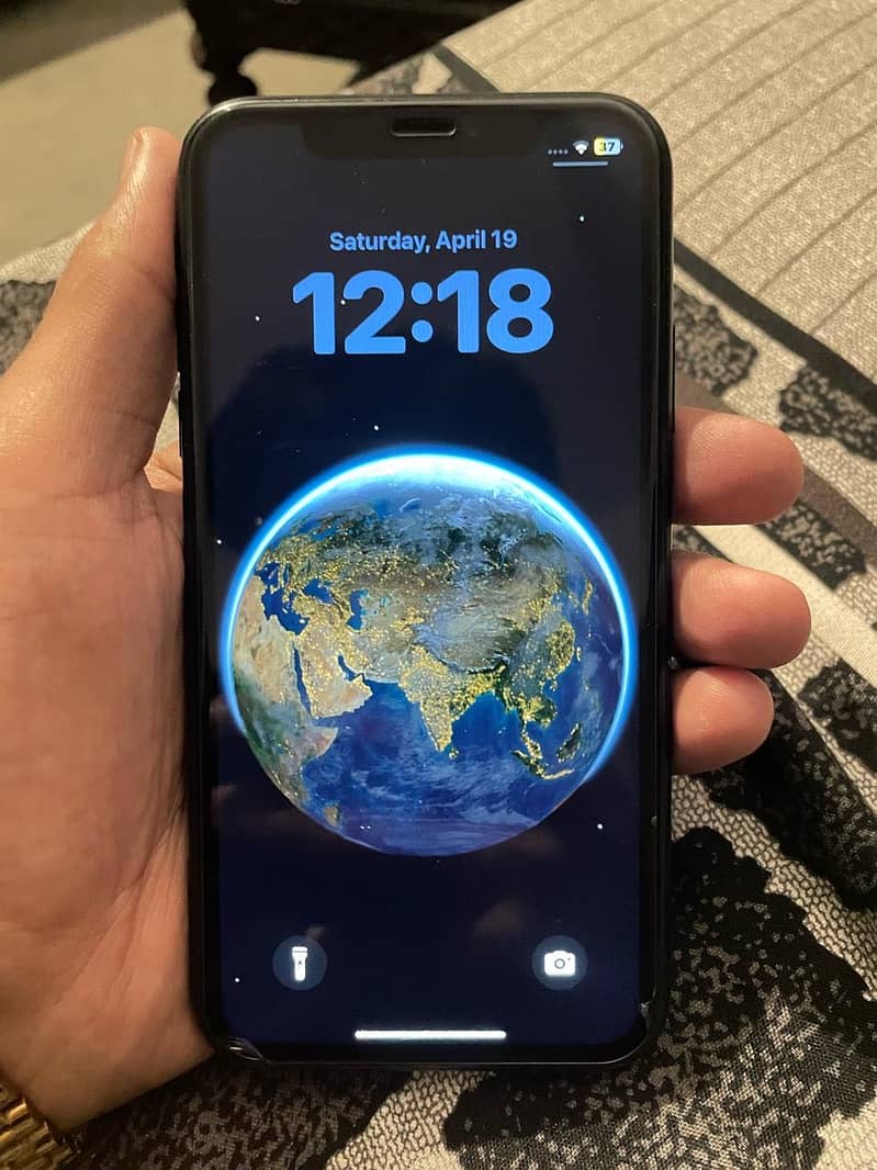 iphone xr factory unlocked 1