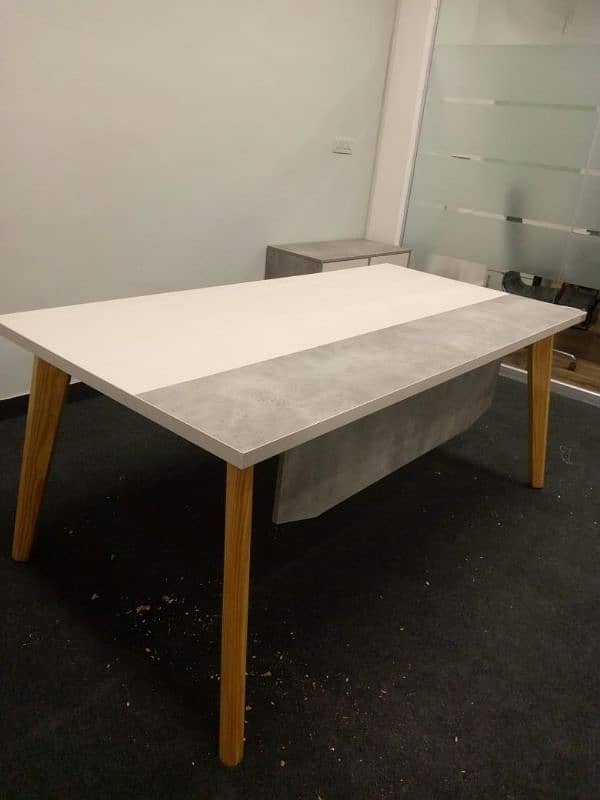 Executive table 0