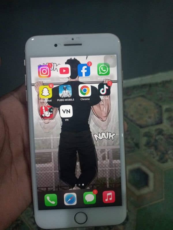 iPhone 8 plus non pta 0