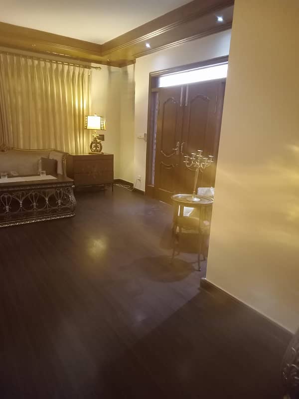 F-8: Triple Storey House (Including Basement), Size 622 Sq Yards, Dimension = 40x140, CDA Transfer, Demand 24 Crores. 12