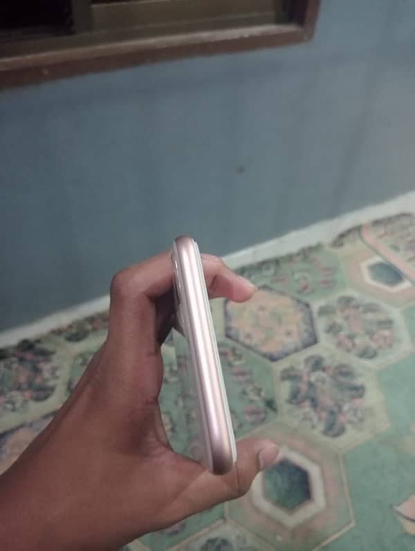iPhone 8 Plus 256gb no open no repire water pack non pta 3
