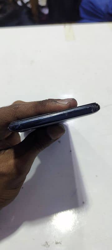 Samsung A30s 4/128 with original chager and box 1