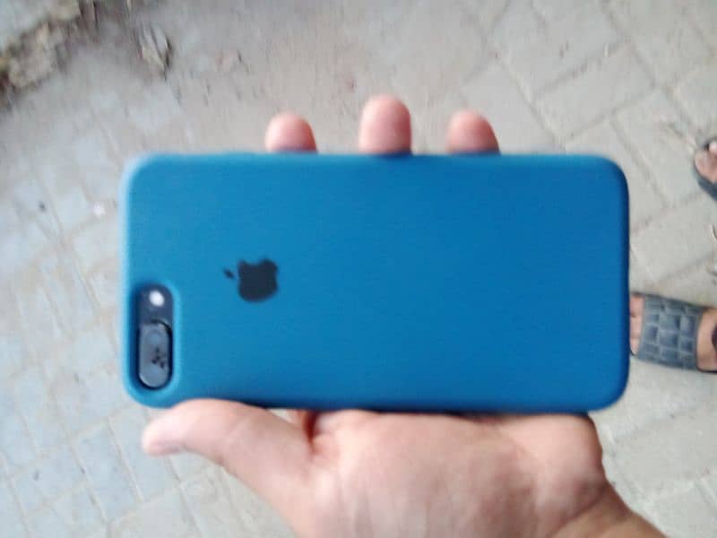 iphone 7 plus Contact only OLX 0