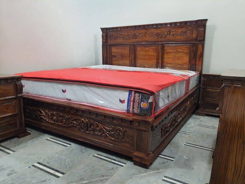 seesham pure Wood bed Set new Not used  without mattris (call me) 2
