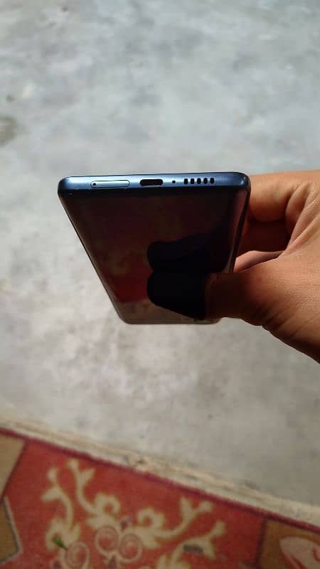 Moto edge 2021 8/256 NON PTA 10/9.5 Condition 14