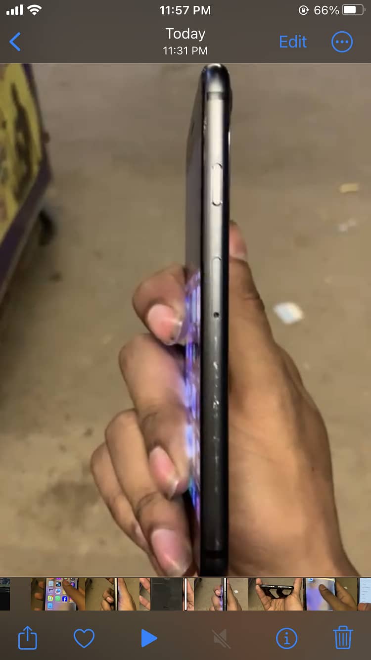 Apple iPhone 8 1