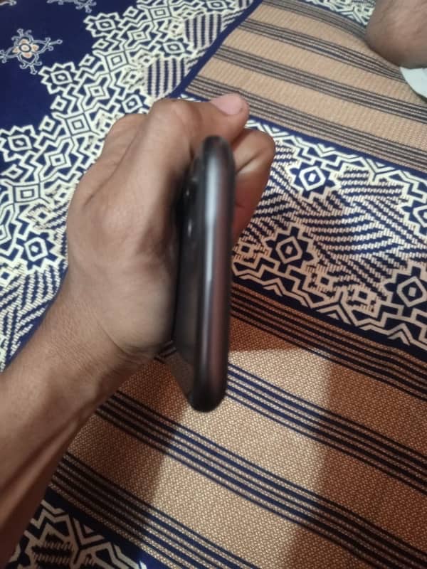 iPhone 11 Non PTA Jv 2