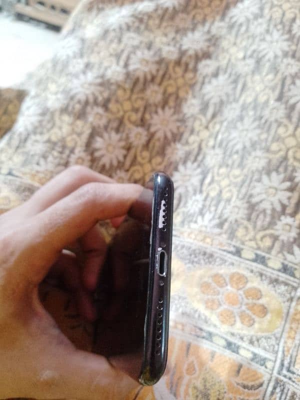 iPhone 7+ 128GB Non PTA 8