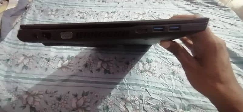 iiyama laptop 4