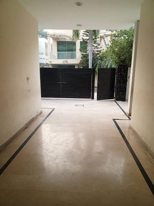 16 Marla house at very good location 10
