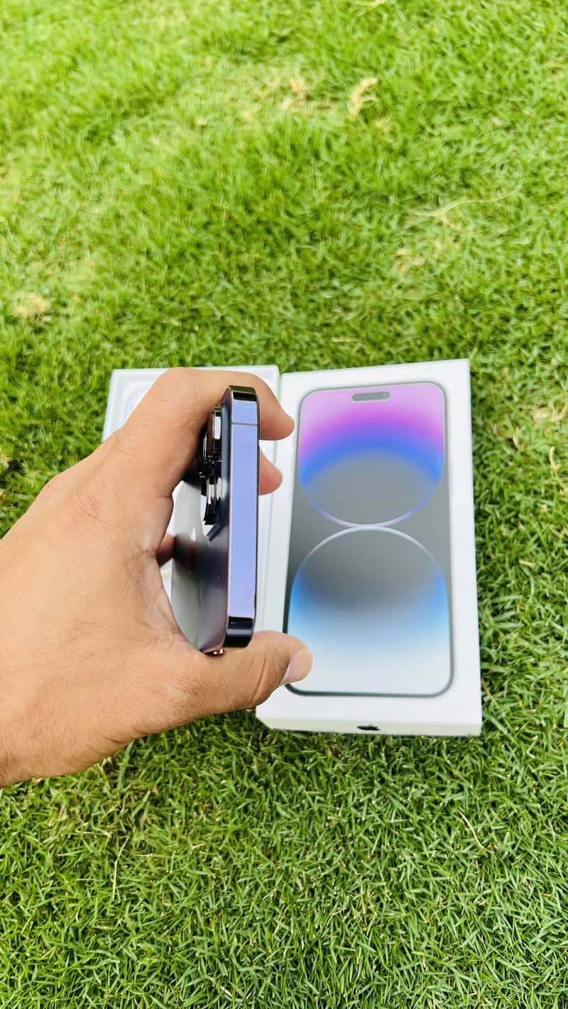 iPhone 14 Pro Max HK 4