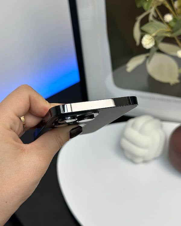 iphone 14 pro max jv 3