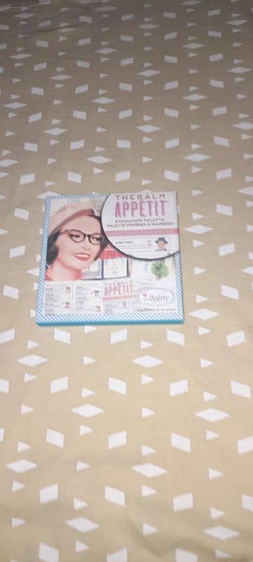 THE BALM  APPETIT eyes shadow imported 0