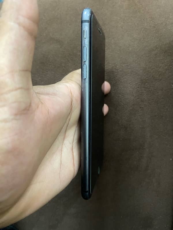 8plus PTA offical  64Gb true tone ok health orignal 1 3