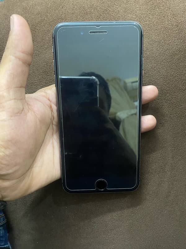 8plus PTA offical  64Gb true tone ok health orignal 1 6
