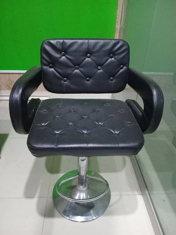 complete Office Furniture for sale only 3 months use 16