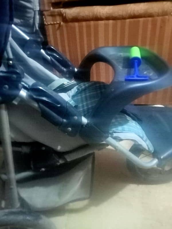 phram/stroller 0