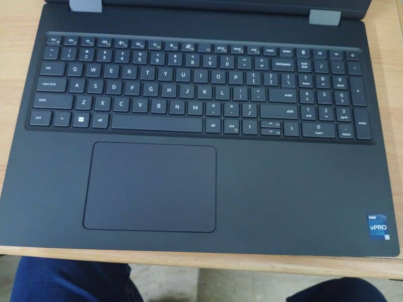 Dell precision 7670  i7 ,12th generation ,8gb dedicated graphics card 1