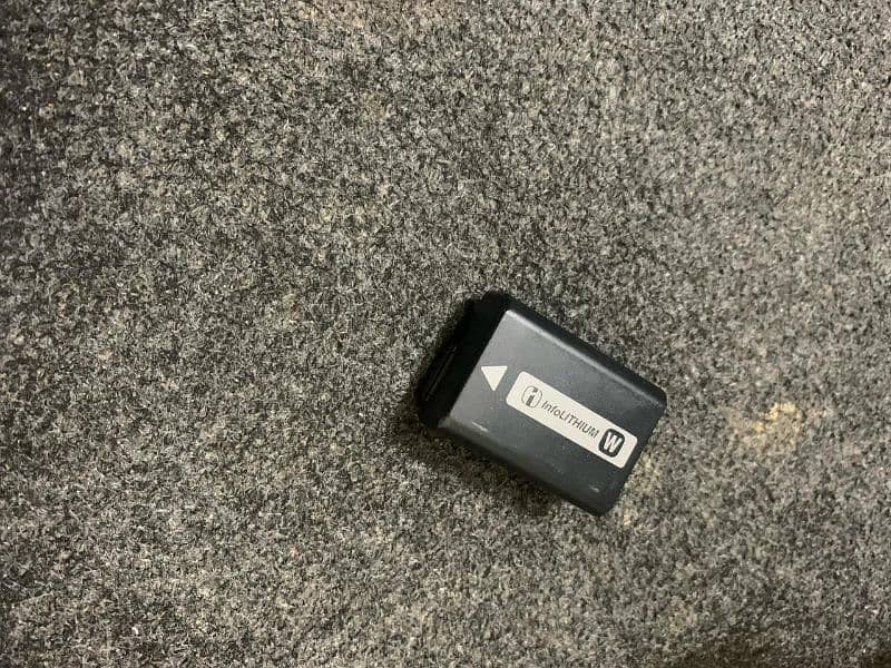 sony A6000 camera for urgent sale 1