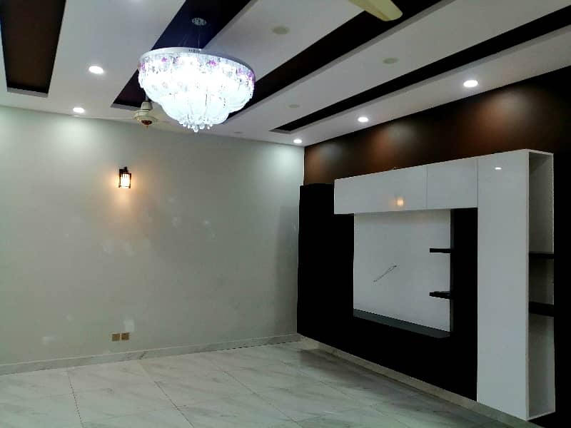 35x70 10 Marla Ground Portion For Rent G-13 3
