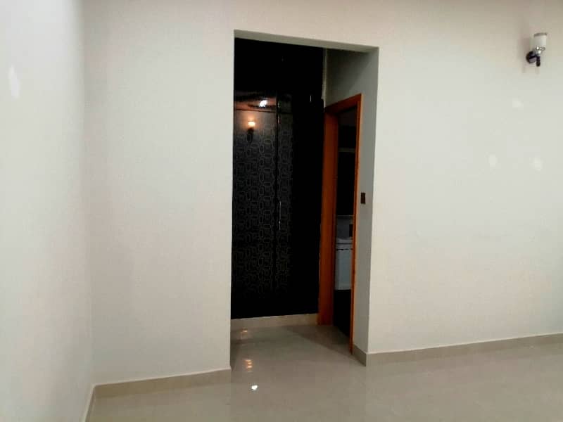 35x70 10 Marla Ground Portion For Rent G-13 4