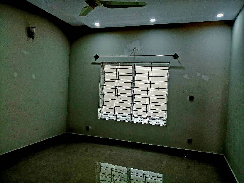 35x70 10 Marla Ground Portion For Rent G-13 5