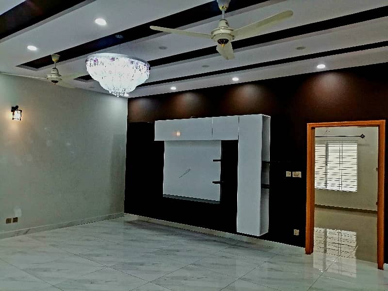35x70 10 Marla Ground Portion For Rent G-13 6