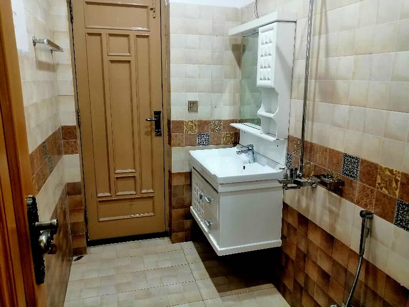 35x70 10 Marla Ground Portion For Rent G-13 11
