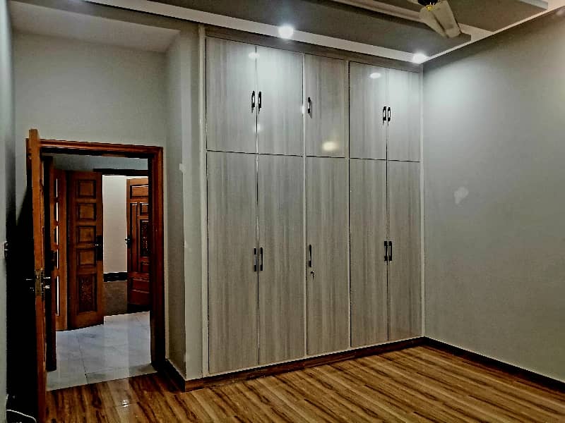 35x70 10 Marla Ground Portion For Rent G-13 12