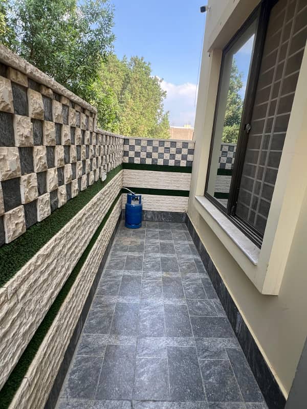 125 Yards Villa in Ali Block on Petrol Pump Entrance 13