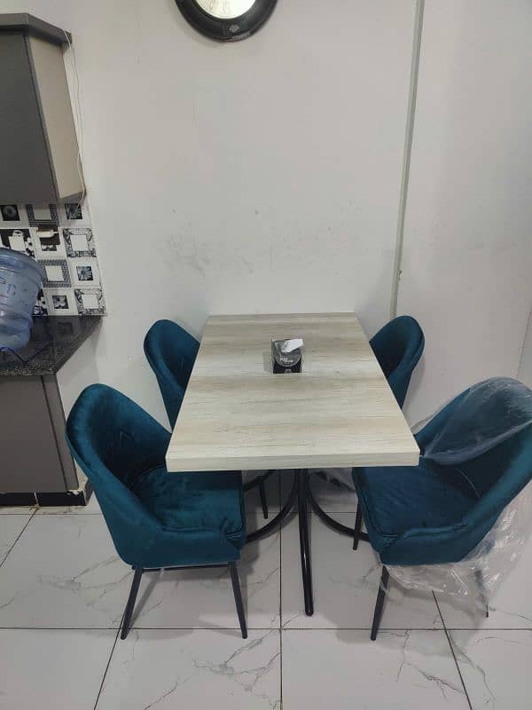 Dining table with 4 chair 1