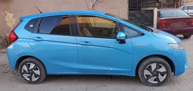 Honda Fit Aria 2015