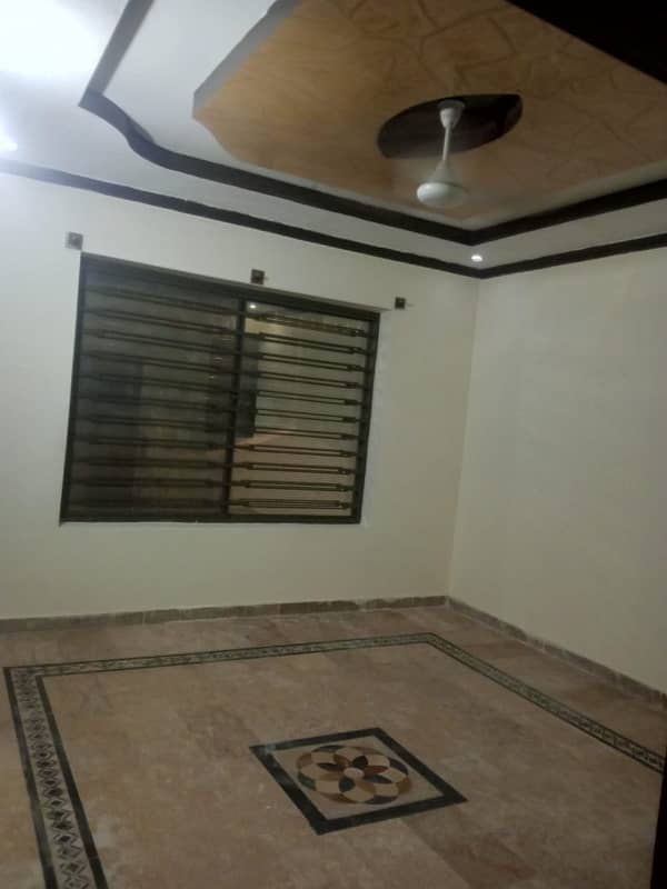 7 Marla Basement Plus 1.5 Storey House For Rent In Phase 4a 4