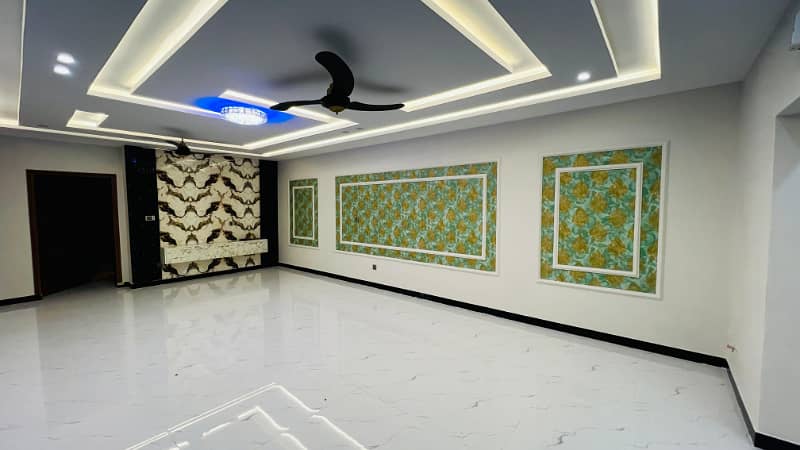 Brand new designer open basement available for Rent in bahria towan Rawalpindi 0