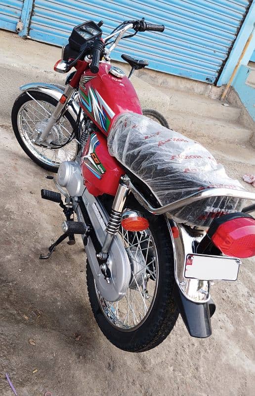 HONDA 125 (2023) MODEL 1