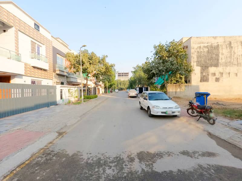 INVESTOR RATE 5 MARLA COMMERCIAL PLOT G3 AND G2 BLOCK BAHRIA ORCHARD PHASE 4 1