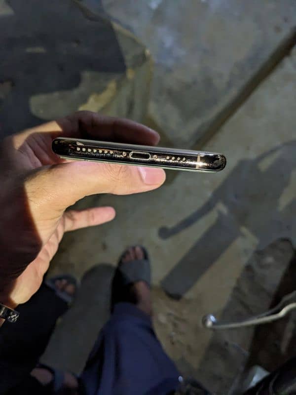 Iphone 11pro Max All okay 256gb factory Unlocked seald set 3