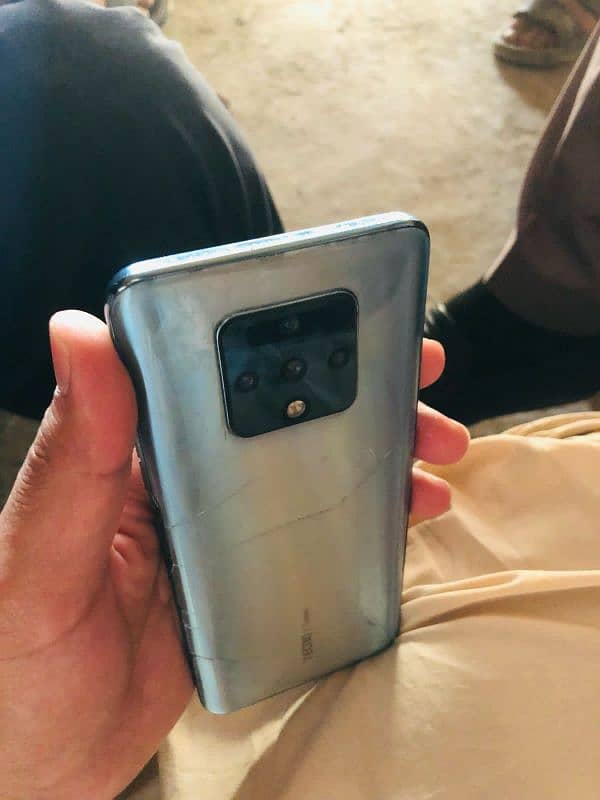 Tecno Camon16.8.  128. 6