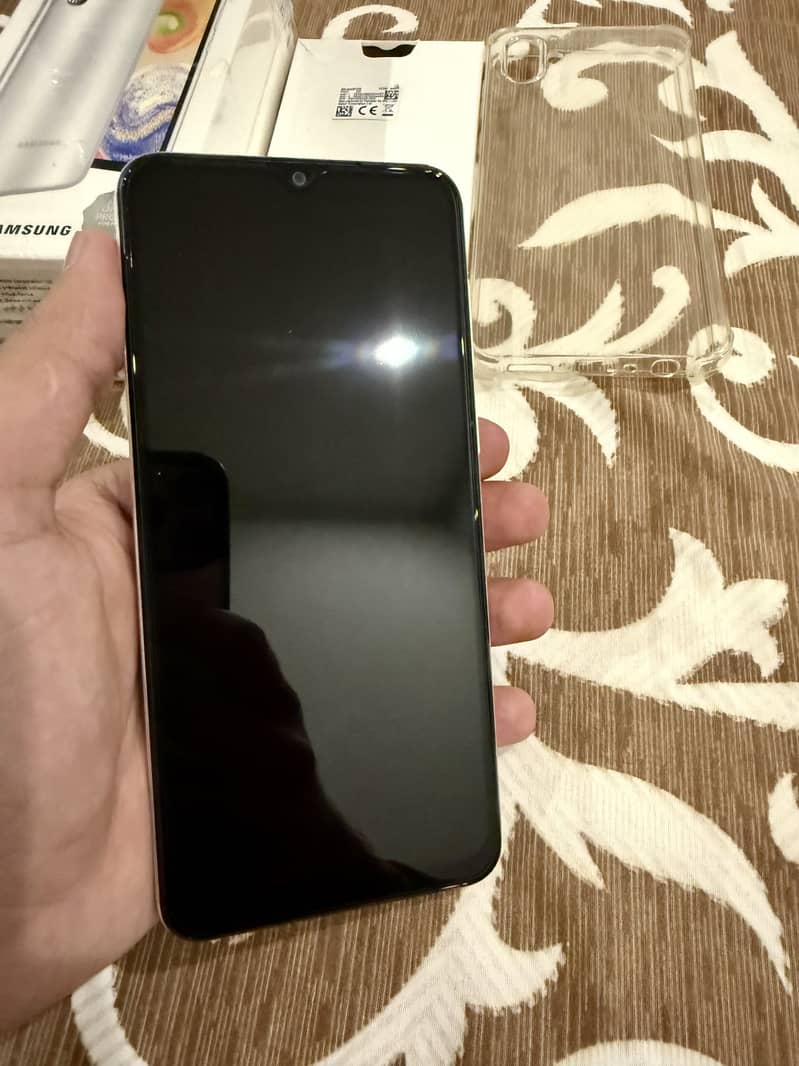 Samsung Galaxy A04 0