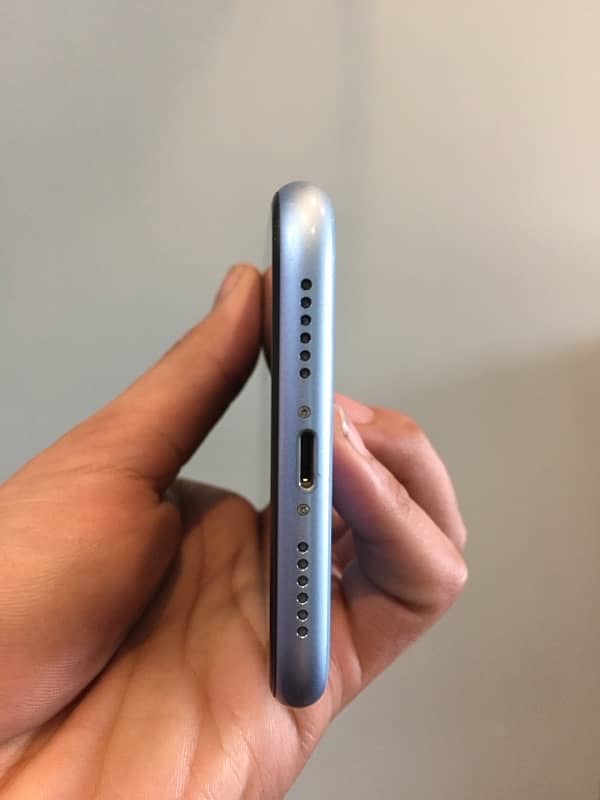iPhone XR 64gb non pta 4