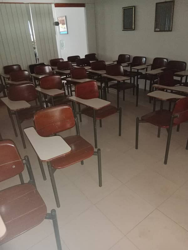 Office for Amir Transfer Center 7