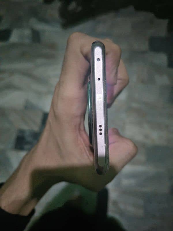 ZERO 40 4G 8+8/ 256GB 1
